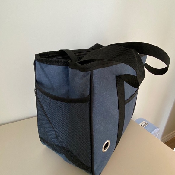 Pet carrier travel cat or dog - Picture 3 of 5